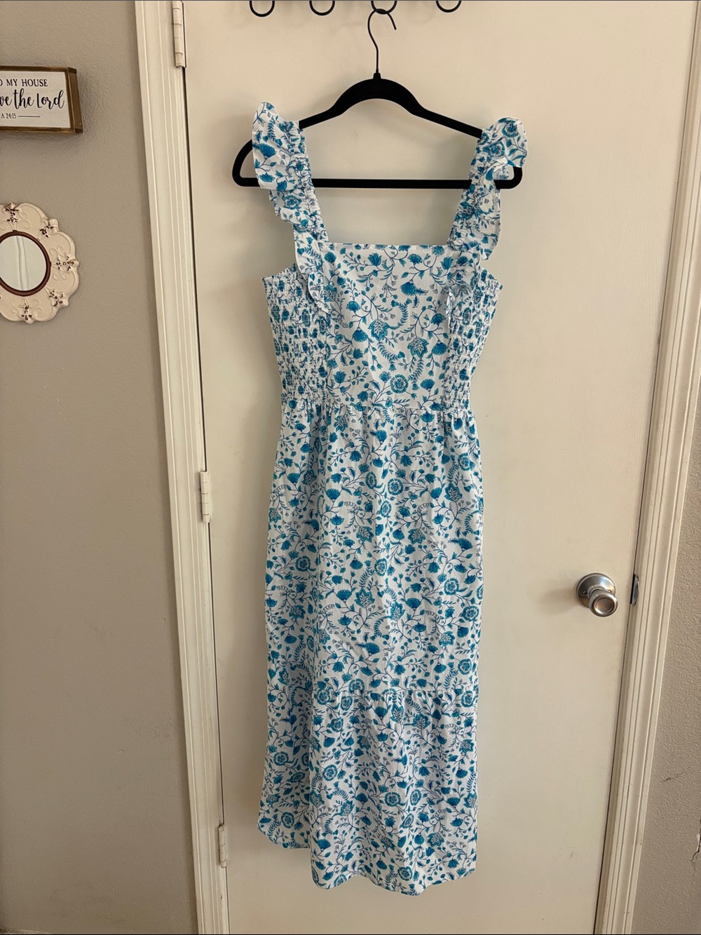 Draper James White Midi Dress with Blue Floral Print Coquette Cottagecore Size M